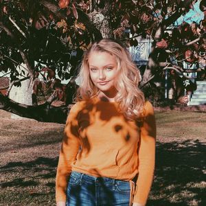 Meet your Posher, Lexi